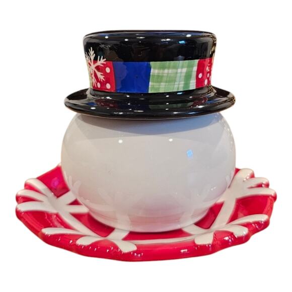 Celebrating Home Snowman Salt & Pepper  Set Head & Hat Shaker on Snowflake Plate - Picture 2 of 9